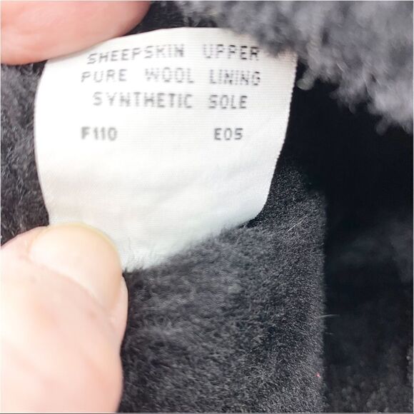 UGG Tall Boot - Black - 6 Wide - Picture 9 of 14